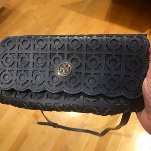 Tory Burch Kelsey clutch